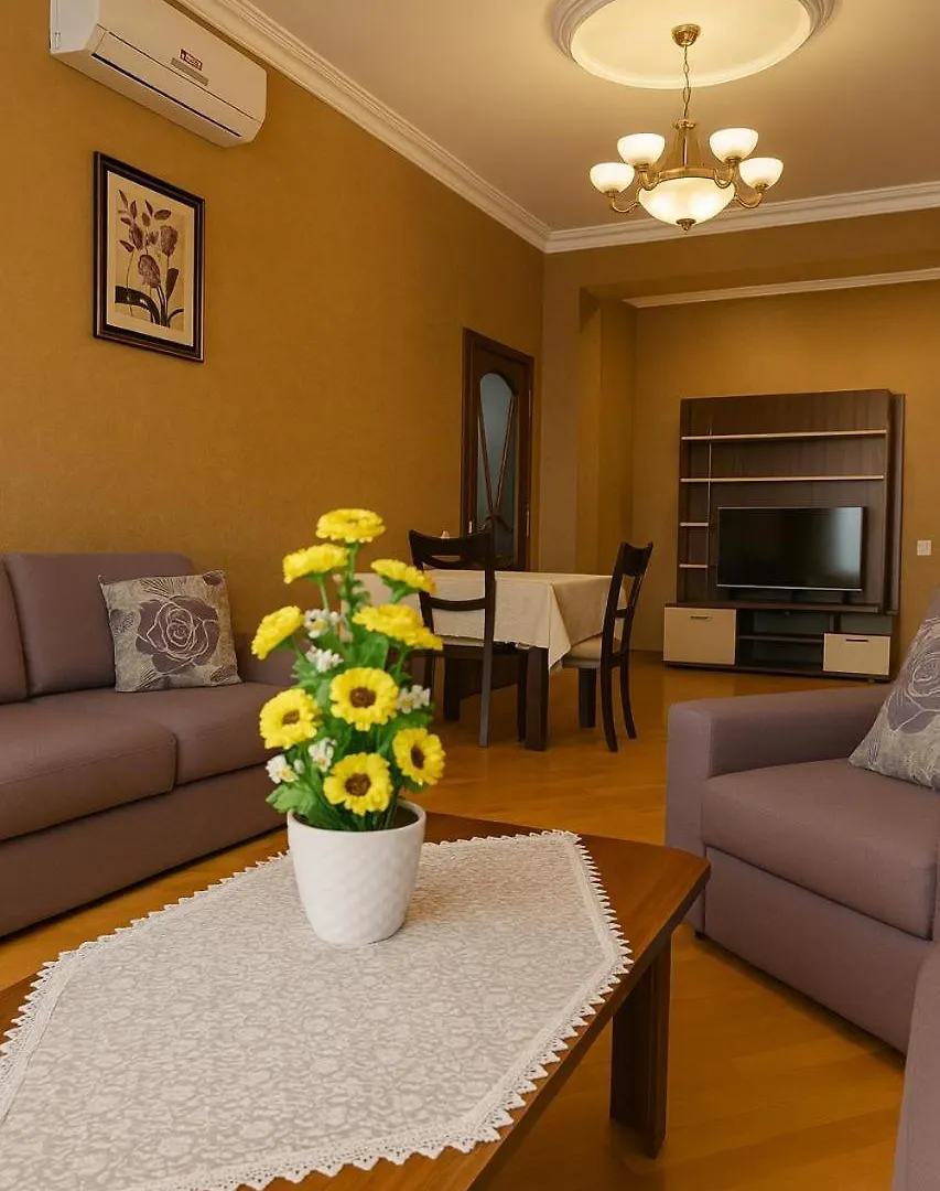 2-Room Luxurious Apt - Baku Mall